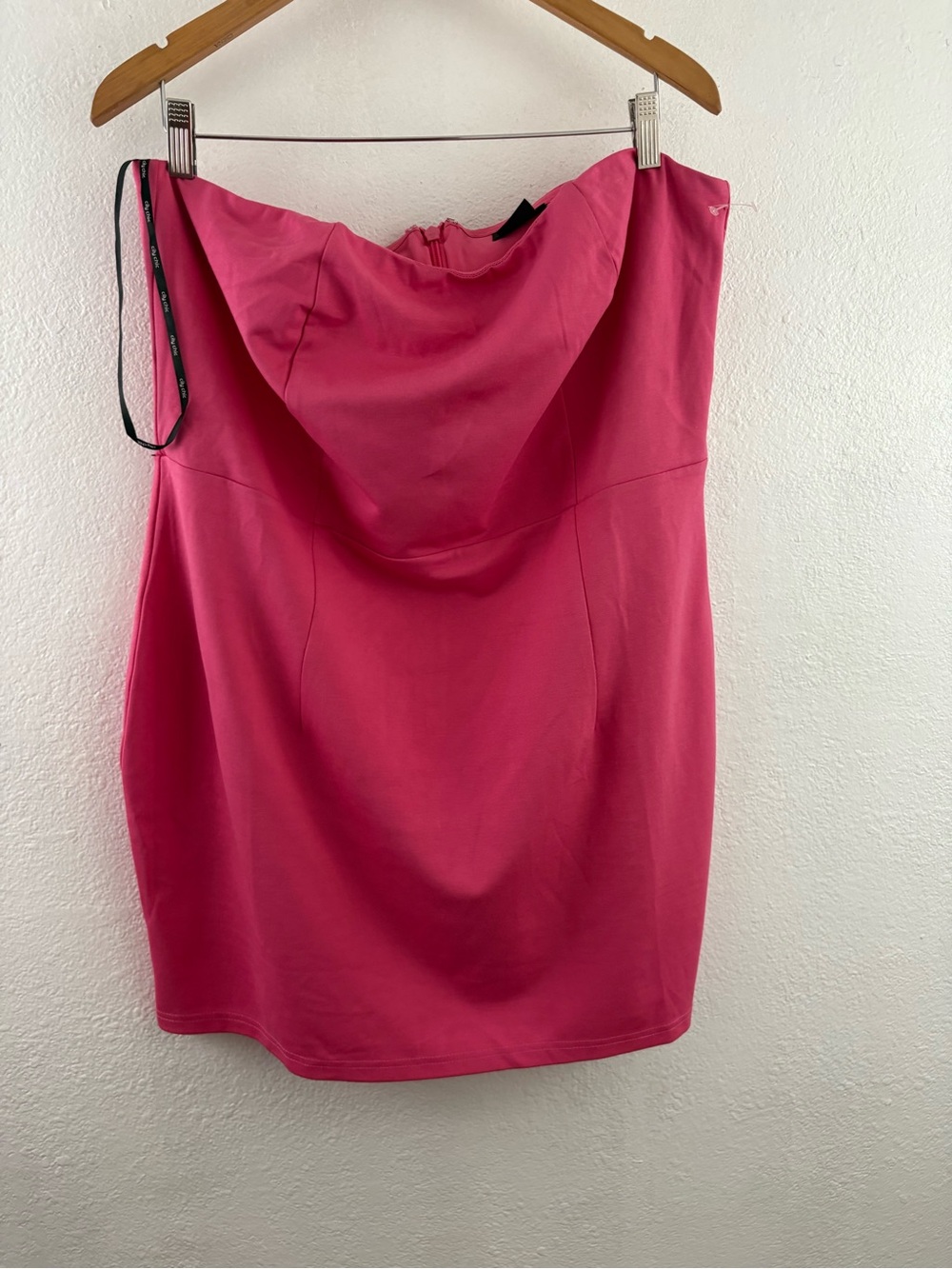 City chic hot pink strapless mini dress size M/18